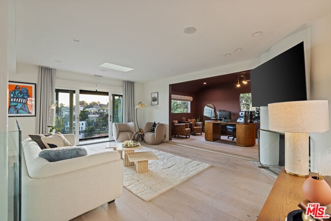 Photo - 8430 Franklin Ave