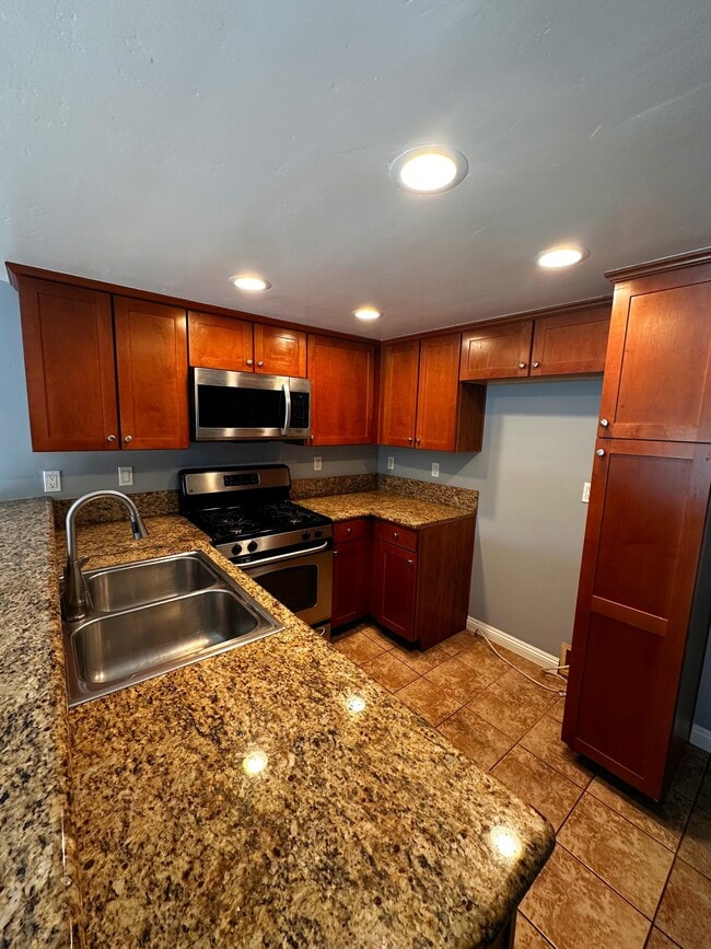 Photo - 920 S Palmetto Ave Unit 2