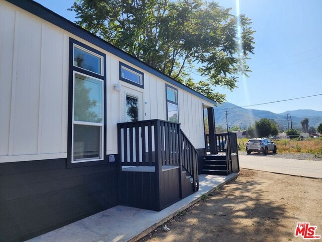 Photo - 17650 Grand Ave