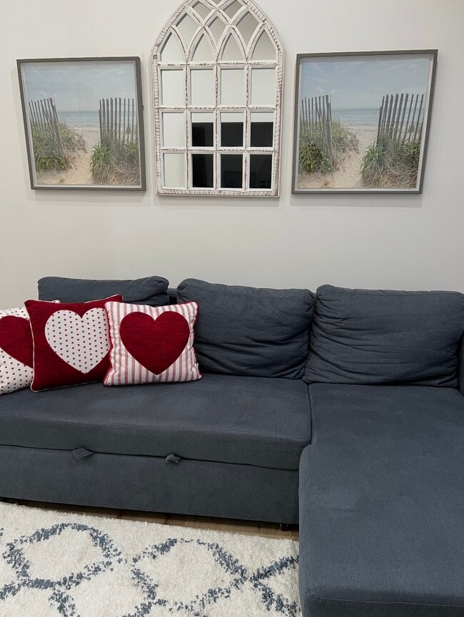 Photo - 9528 1/2 Redfern Ave