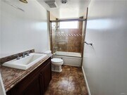 Photo - 1835 S Barrington Ave Condo