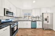 Photo - 1421 Astoria Pl