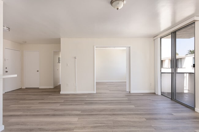 Photo - 1500 Gramercy Place