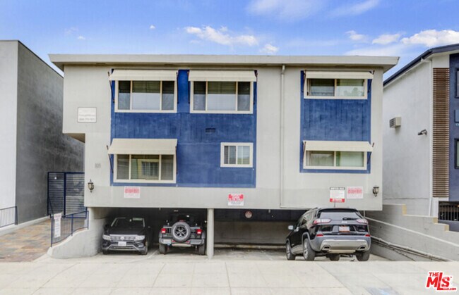 Building Photo - 925 N Curson Ave Unit 6 Rental