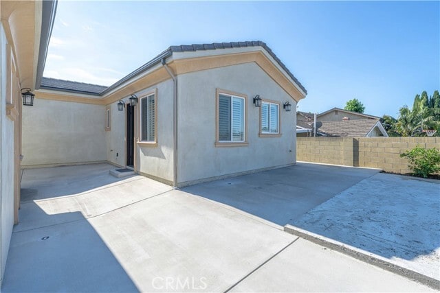 Photo - 10920 Slater Ave