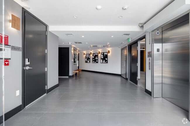 Lobby - Bentley Apartments