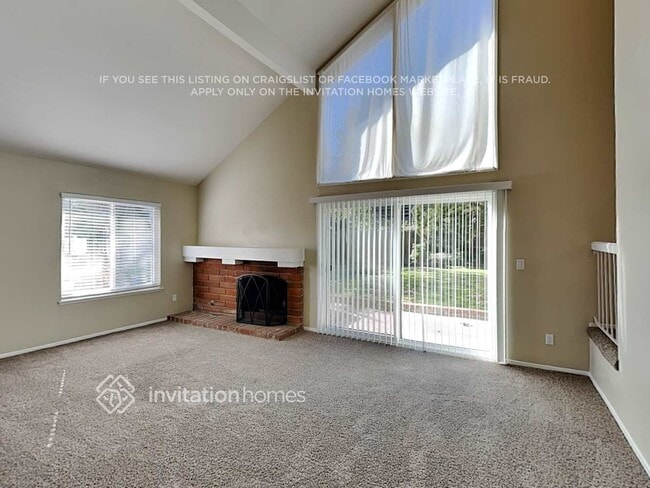 Photo - 458 Anacapa Cir