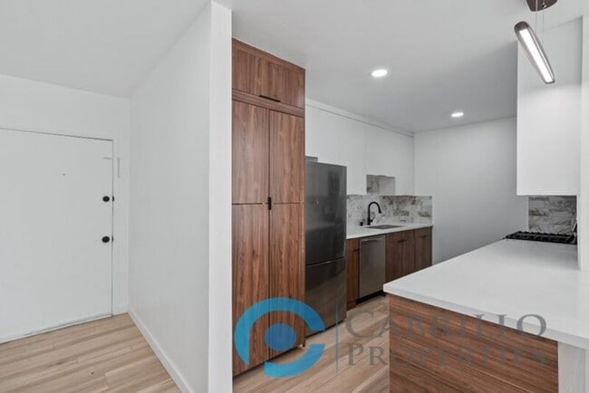 Photo - 4669 34th St Unit 8