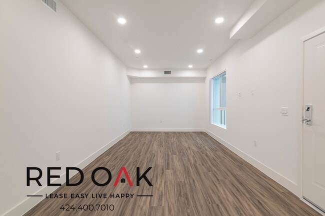 Photo - 4000 Mont Clair St Unit 306