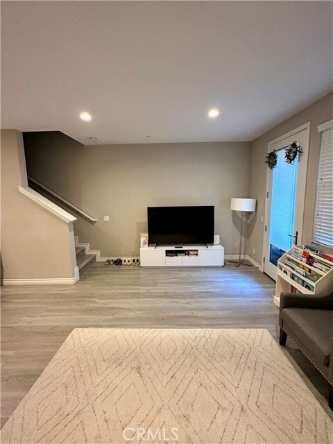 Photo - 5861 Rostrata Ave