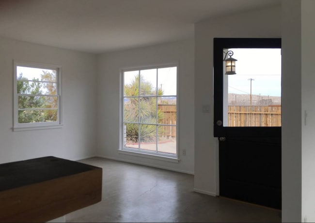 Photo - A 2 Bedroom 1 Bath Home With Art Studio