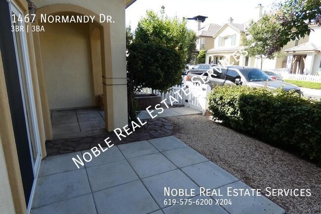 Building Photo - 1467 Normandy Dr