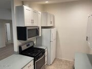 Photo - 1306 Windsor Dr House