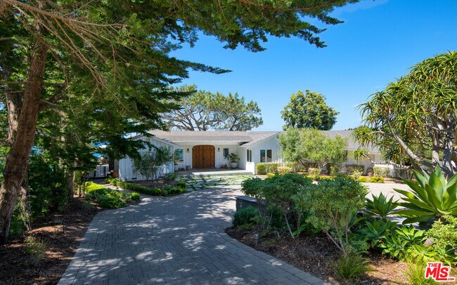 Photo - 7157 Birdview Ave