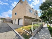 Photo - 2755 E Hill St