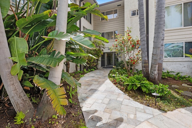 Photo - 220 Coast Blvd