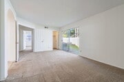 Photo - 426 Algonquin Dr