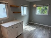 Photo - 4742.5 Lotus St