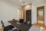 Photo - 1130 N Poinsettia Pl