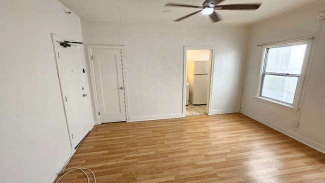 Photo - 727 S Coronado St Unit 205