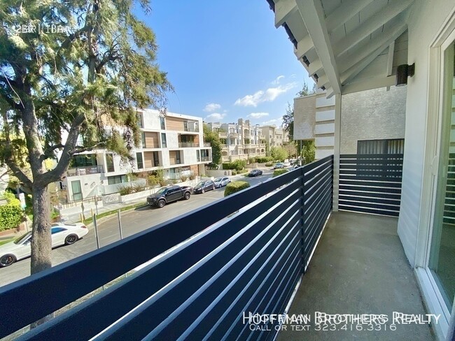 Photo - 141 N Swall Dr Unit 5