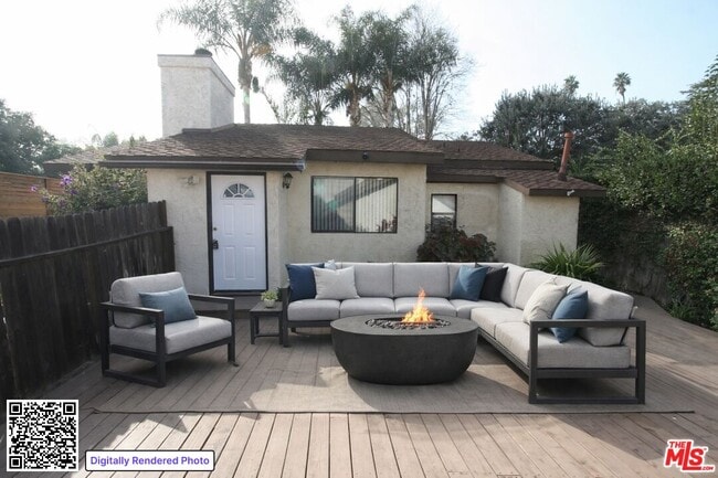 Photo - 15008 Greenleaf St