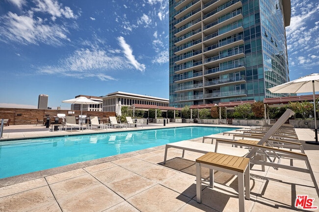 Photo - 3785 Wilshire Blvd Unit 1708
