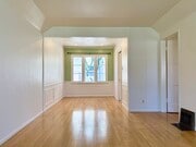 Photo - 1116 E Glenoaks Blvd Townhome