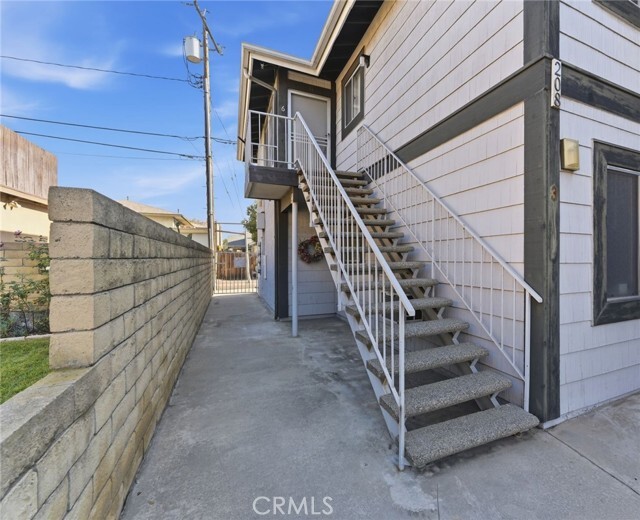 Building Photo - 208 S West St