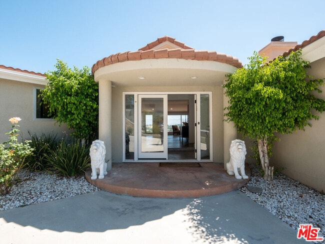 Photo - 5026 Medina Rd