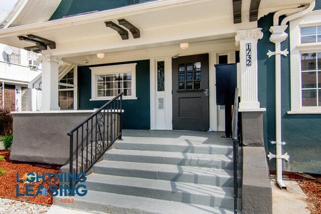 1732 1/2 N Wilton Pl-5D - 1732 1/2 N Wilton Pl-5D Condo Unit 5D