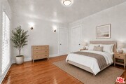 Photo - 419 N Van Ness Ave