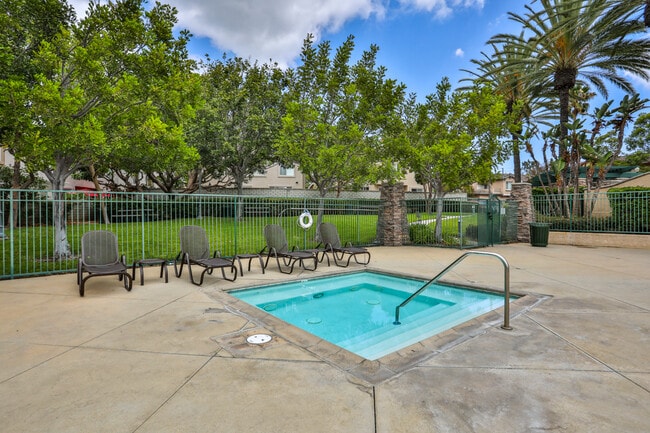 Photo - 17828 Woodbine Ct