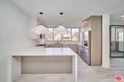 Photo - 145 S Maple Dr Unit 201