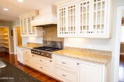 Photo - 385 Somerset Cir House