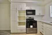 Photo - 14706 Dickens St Unit 06