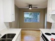 Photo - 1646 Franklin St Unit B