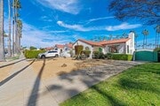 Photo - 5606 S Rimpau Blvd House