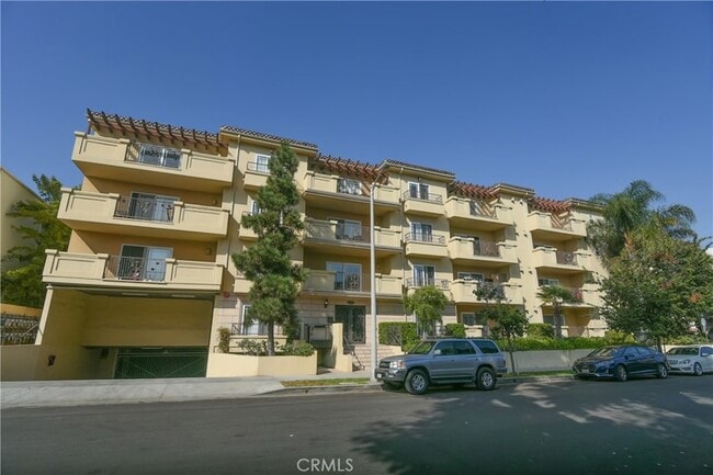 Photo - 11911 Mayfield Ave Condo Unit A