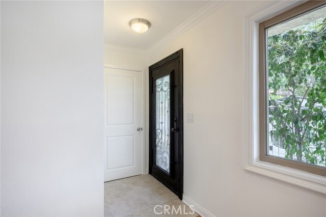 Photo - 823 E Wilson Ave Unit A