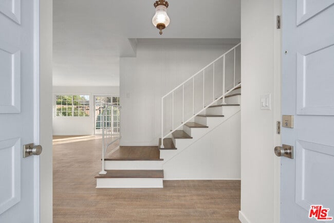 Photo - 24440 Martha St