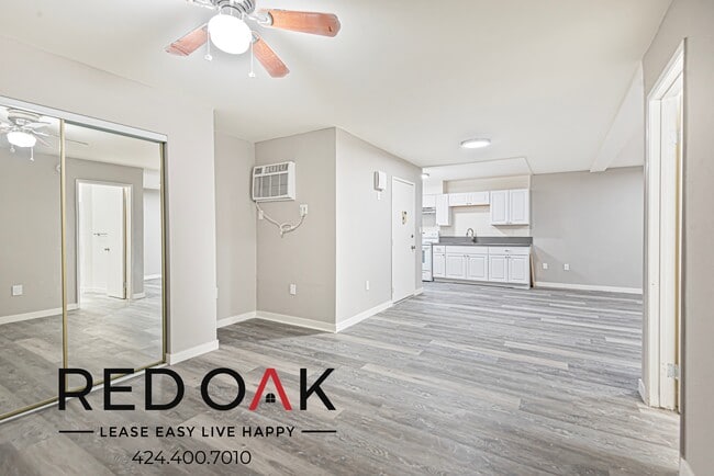 Photo - 8614 Woodley Ave Unit 109