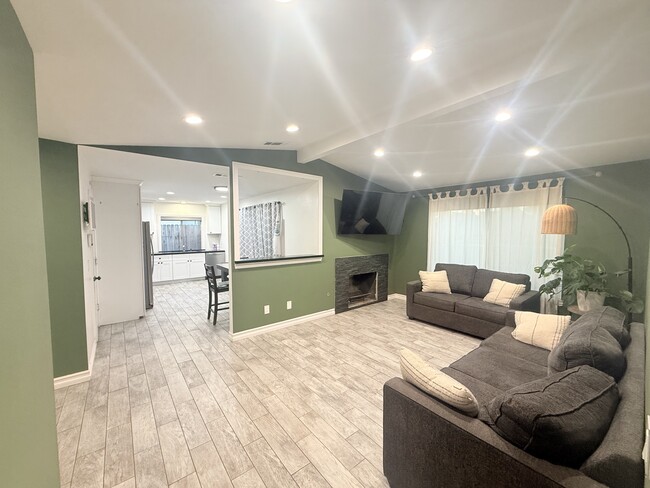 Photo - 13148 Shirebourn Rd