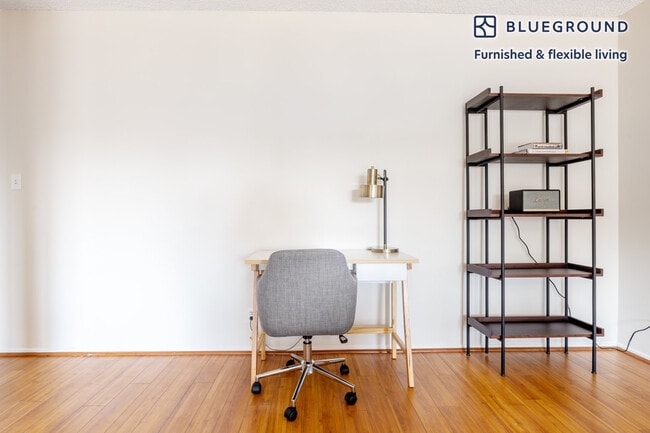 Photo - 4851 Hazeltine Ave Unit FL2-ID462