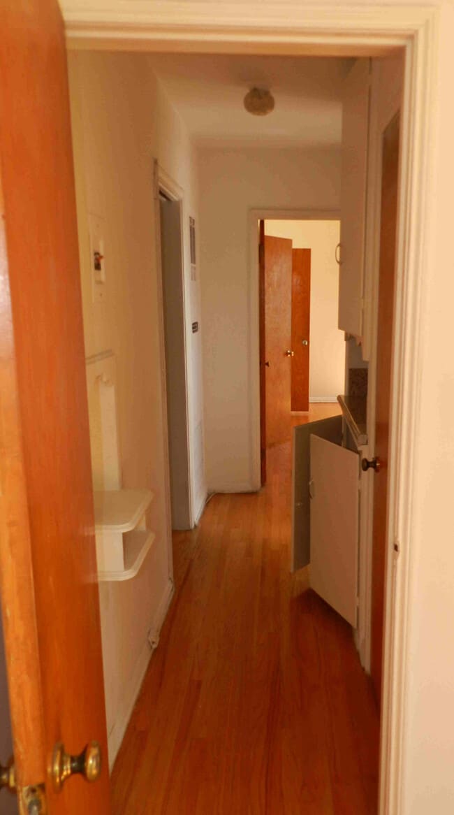 Photo - 108 N Hayworth Ave Unit 4