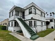 Quiet 4-building complex - 4424 Arlington Ave Apartments Unit Upper