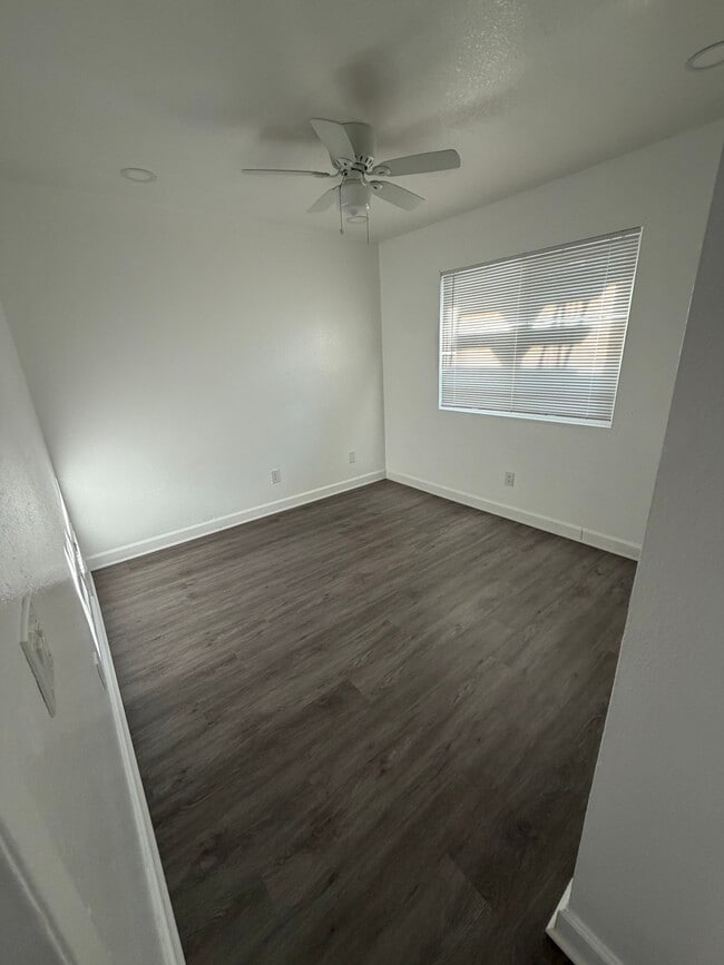 Photo - 8758 Lomita Dr Unit B