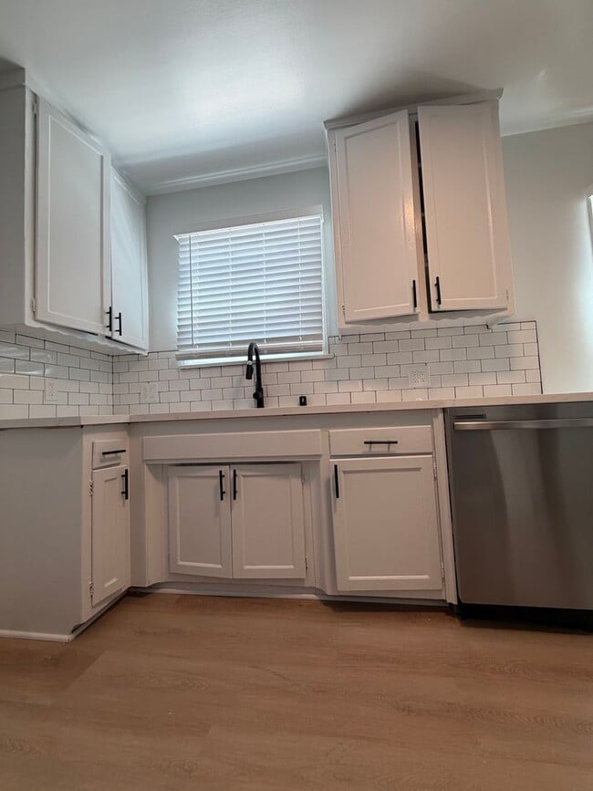 Photo - 5327 Kinston Ave Unit 5329