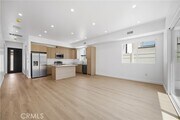 Photo - 10053 Amestoy Ave