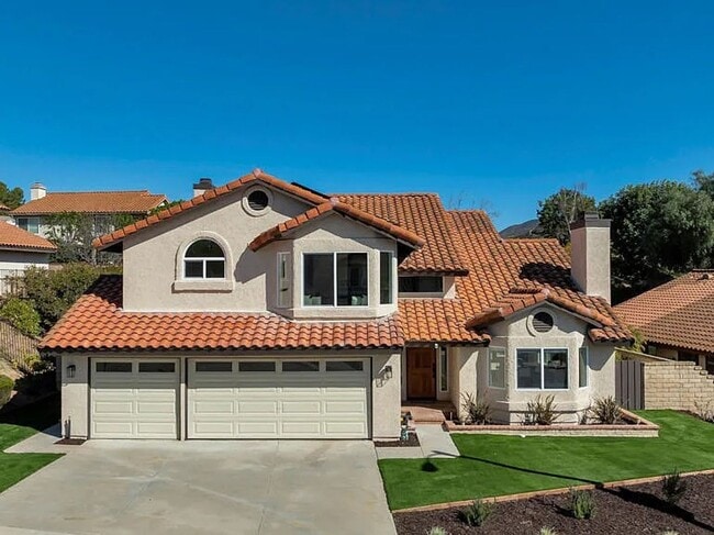 MOVE-IN READY 4+3 w/upgrades, great floorp... - MOVE-IN READY 4+3 w/upgrades, great floorp... House